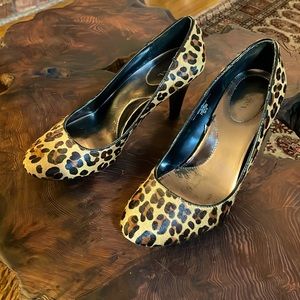 Merona leopard print pumps